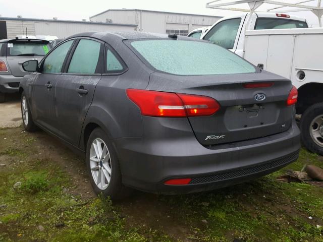 1FADP3F28HL226231 - 2017 FORD FOCUS SE GRAY photo 3