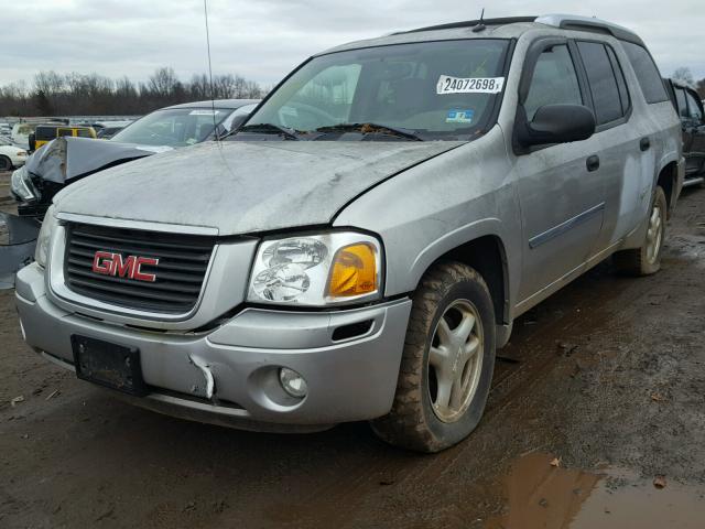 1GKET12SX56192036 - 2005 GMC ENVOY XUV SILVER photo 2