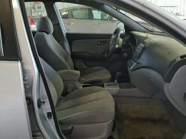 KMHDU46D77U037925 - 2007 HYUNDAI ELANTRA GL SILVER photo 5