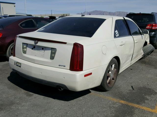 1G6DW677370117266 - 2007 CADILLAC STS WHITE photo 4