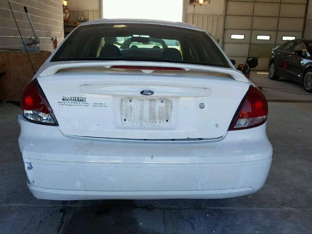 1FAFP56U16A153699 - 2006 FORD TAURUS SEL WHITE photo 10