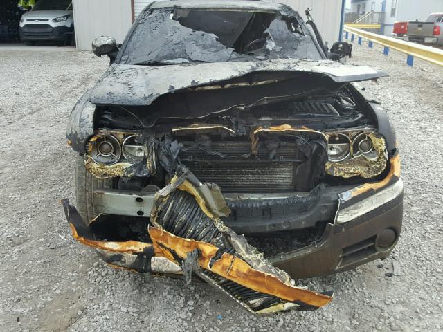 2C3LA63H76H102046 - 2006 CHRYSLER 300C BURN photo 10