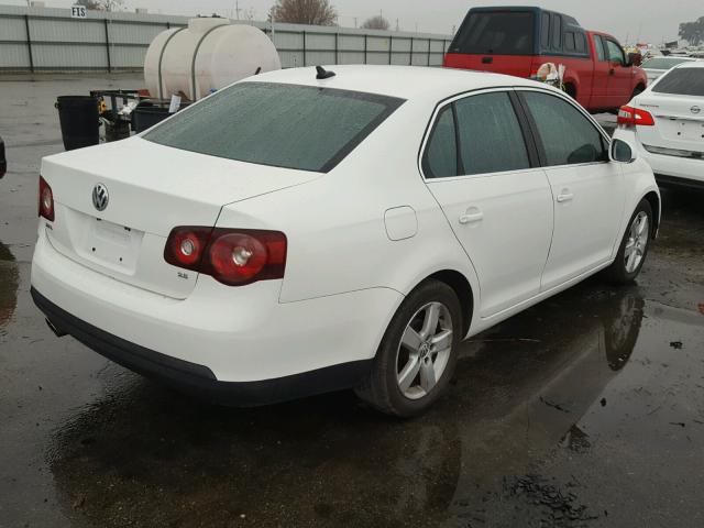 3VWRZ71K79M141788 - 2009 VOLKSWAGEN JETTA SE WHITE photo 4