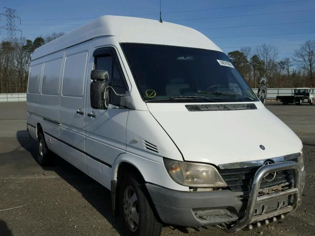 WD0PD744X65892818 - 2006 DODGE SPRINTER 2 WHITE photo 1