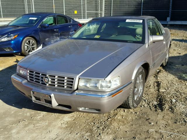 1G6ET1291VU617490 - 1997 CADILLAC ELDORADO T SILVER photo 2