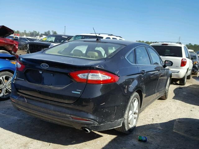 1FA6P0HD7E5399342 - 2014 FORD FUSION SE BLACK photo 4