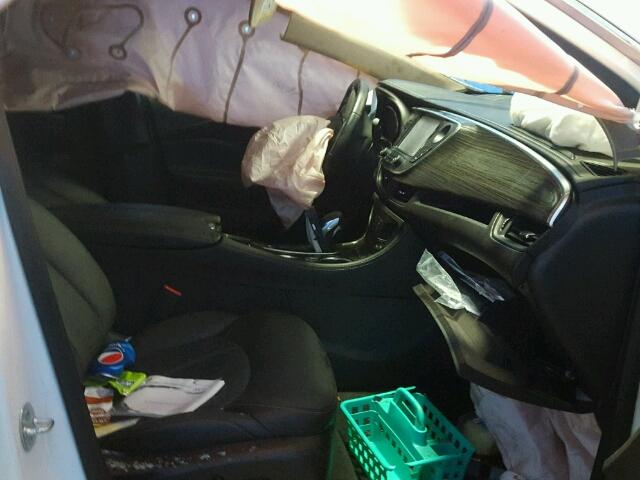 LRBFXDSA8HD218175 - 2017 BUICK ENVISION E WHITE photo 5