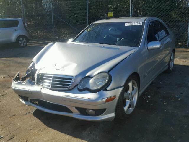 WDBRF40J75F660853 - 2005 MERCEDES-BENZ C 230K SPO SILVER photo 2