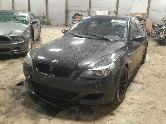 WBSNB93566B582476 - 2006 BMW M5 BLACK photo 2