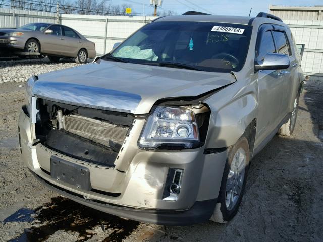 2GKFLUE3XD6196686 - 2013 GMC TERRAIN SL TAN photo 2