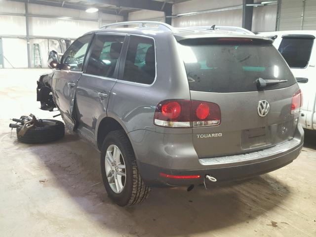 WVGBE77L49D017968 - 2009 VOLKSWAGEN TOUAREG 2 GRAY photo 3