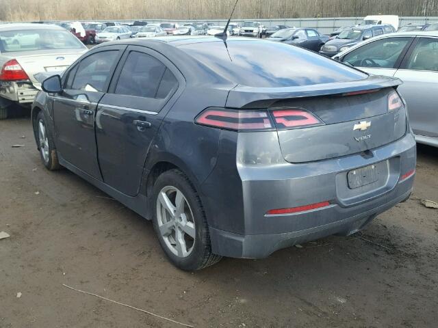 1G1RA6E47DU133901 - 2013 CHEVROLET VOLT GRAY photo 3