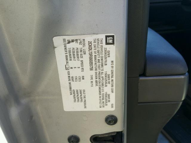 2CKDL73F666055756 - 2006 PONTIAC TORRENT SILVER photo 10