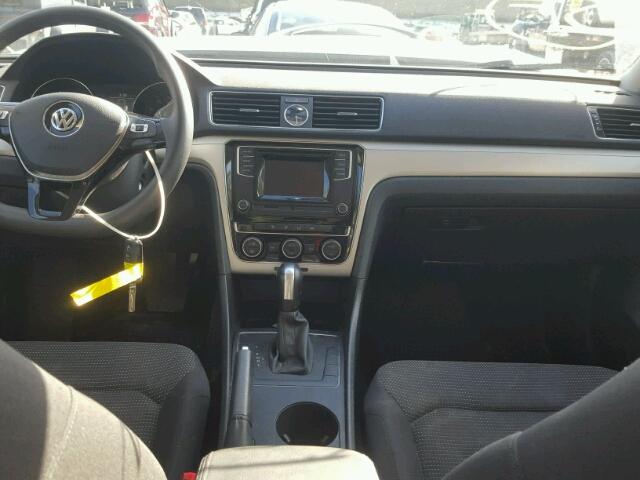 1VWAT7A38GC008527 - 2016 VOLKSWAGEN PASSAT S თეთრი ფოტო 9