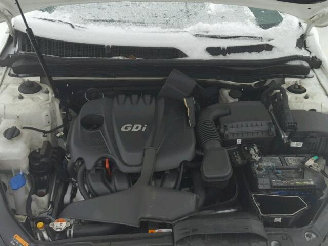 KNAGM4A78F5626166 - 2015 KIA OPTIMA LX WHITE photo 7