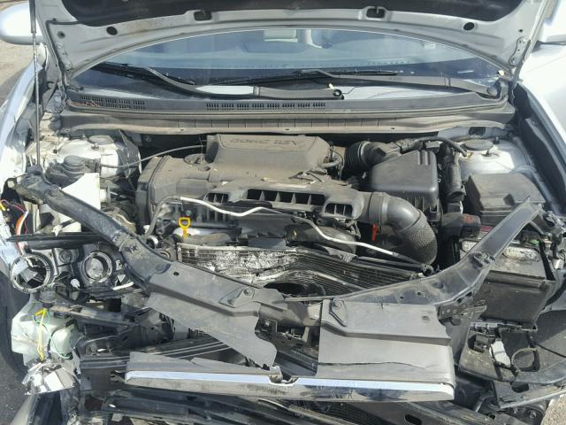 KMHDU46D59U747456 - 2009 HYUNDAI ELANTRA GL SILVER photo 7