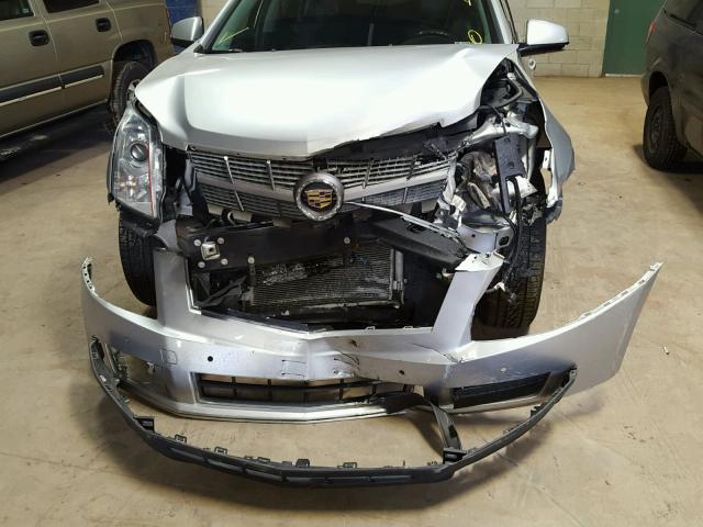 3GYFNDEYXBS647870 - 2011 CADILLAC SRX LUXURY SILVER photo 7