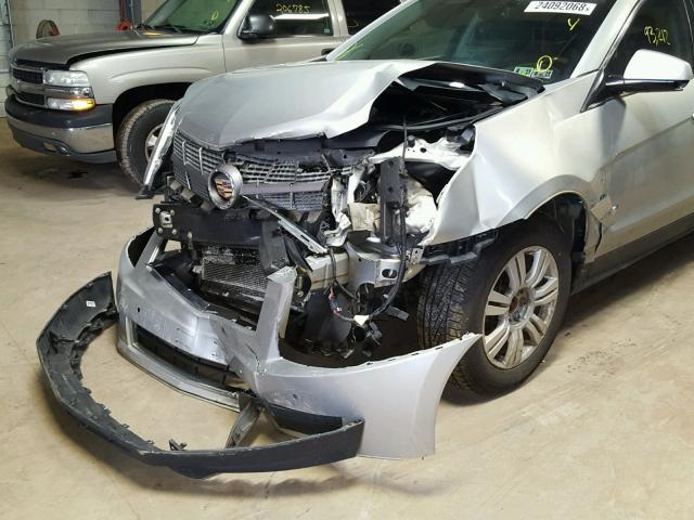 3GYFNDEYXBS647870 - 2011 CADILLAC SRX LUXURY SILVER photo 9