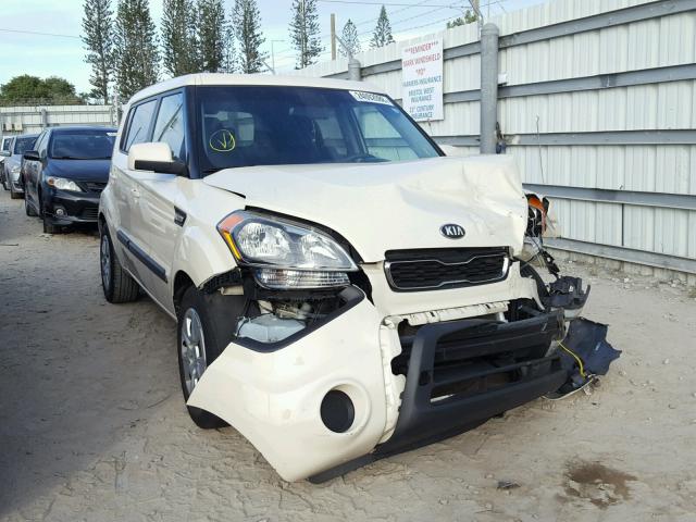 KNDJT2A58D7581665 - 2013 KIA SOUL BEIGE photo 1