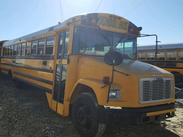 4UZ6CFAA3YCG10835 - 2000 FREIGHTLINER CHASSIS FS YELLOW photo 1