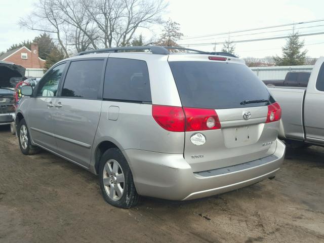 5TDZA23C06S562072 - 2006 TOYOTA SIENNA CE SILVER photo 3