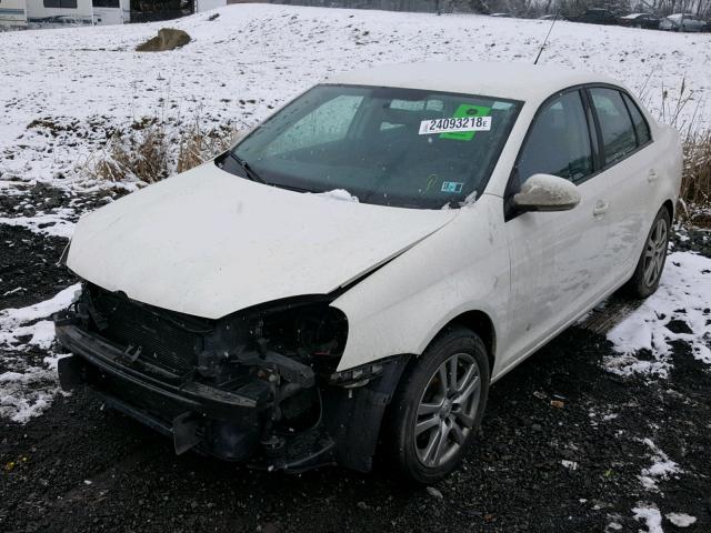 3VWJZ71KX8M032401 - 2008 VOLKSWAGEN JETTA S WHITE photo 2