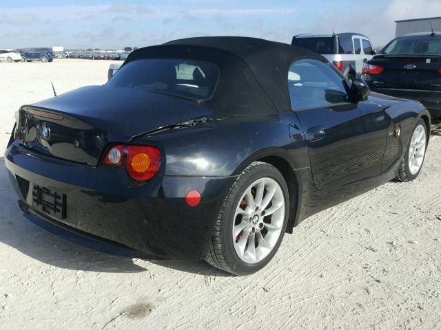 4USBT33433LR65268 - 2003 BMW Z4 2.5 BLACK photo 4