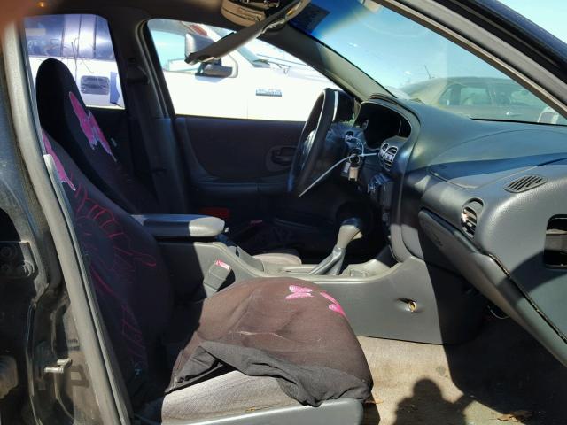 1G2WK52J12F103570 - 2002 PONTIAC GRAND PRIX BLACK photo 5