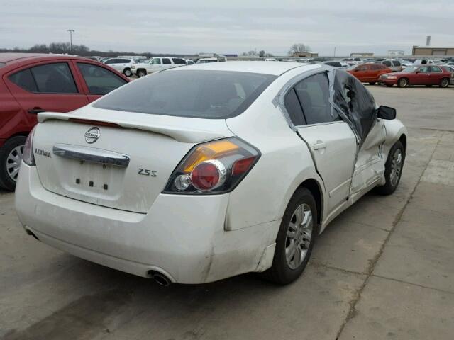 1N4AL2AP2CN402831 - 2012 NISSAN ALTIMA BAS WHITE photo 4