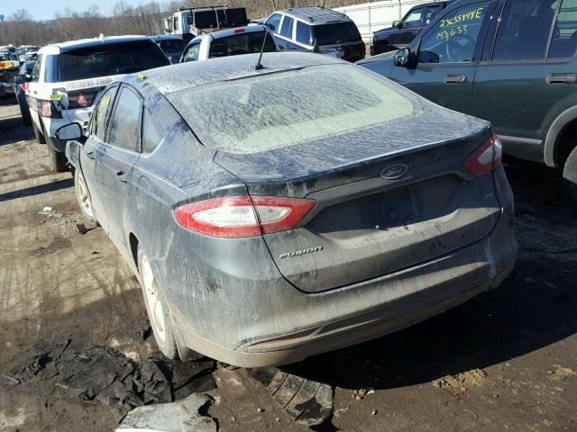 3FA6P0H75FR168027 - 2015 FORD FUSION SE GREEN photo 3