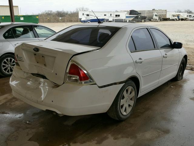 3FAHP06ZX7R194637 - 2007 FORD FUSION S WHITE photo 4