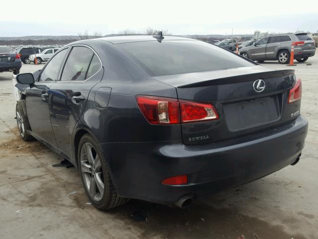 JTHBF5C20B5151815 - 2011 LEXUS IS 250 GRAY photo 3