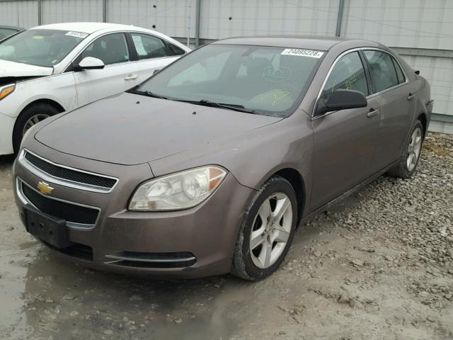 1G1ZB5EB2AF308402 - 2010 CHEVROLET MALIBU LS BROWN photo 2