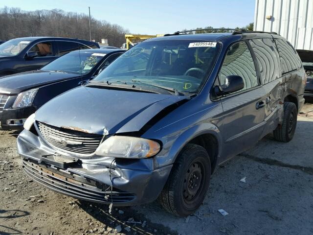 2C4GP44322R780002 - 2002 CHRYSLER TOWN & COU GRAY photo 2