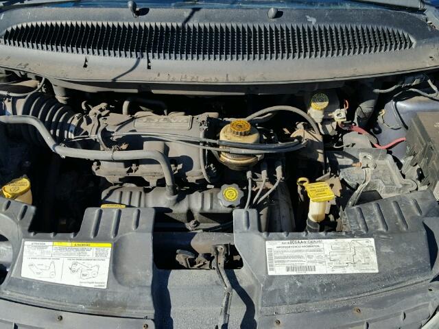 2C4GP44322R780002 - 2002 CHRYSLER TOWN & COU GRAY photo 7