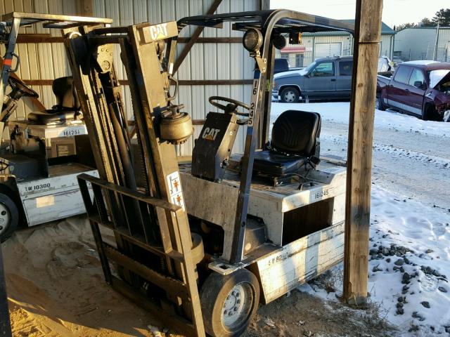 6MM01370 - 1996 CATERPILLAR FORKLIFT WHITE photo 2