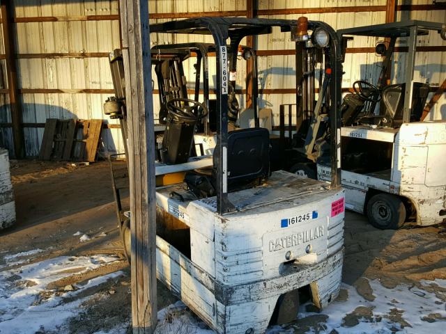 6MM01370 - 1996 CATERPILLAR FORKLIFT WHITE photo 3