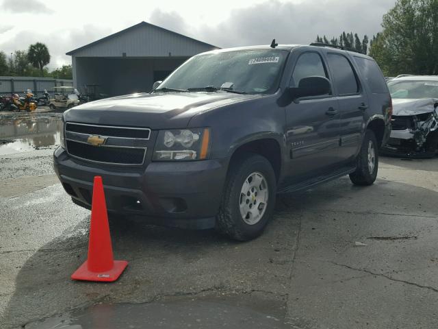 1GNUCAE09AR287298 - 2010 CHEVROLET TAHOE C150 BLACK photo 2