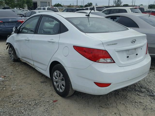 KMHCT4AE4HU236642 - 2017 HYUNDAI ACCENT SE WHITE photo 3