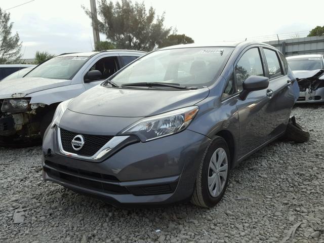 3N1CE2CP7JL354690 - 2018 NISSAN VERSA NOTE GRAY photo 2