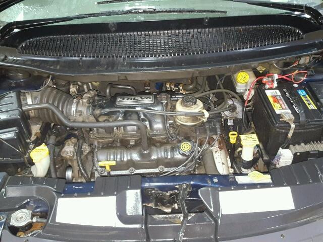 2C8GP64L83R355489 - 2003 CHRYSLER TOWN & COU BLUE photo 7