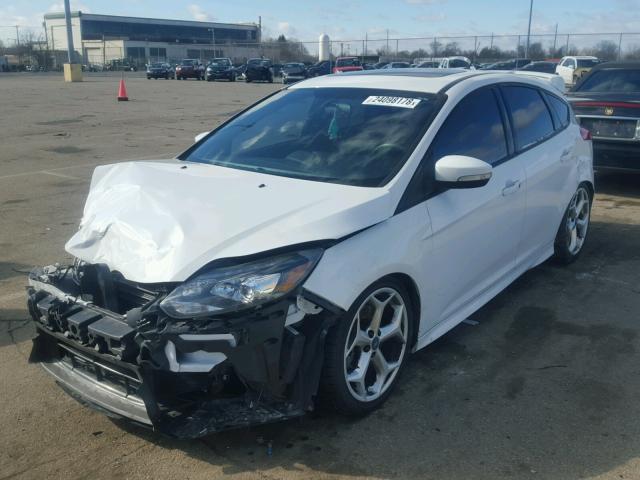 1FADP3L97DL196859 - 2013 FORD FOCUS ST WHITE photo 2