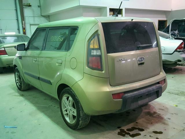 KNDJT2A22A7066436 - 2010 KIA SOUL + GREEN photo 3