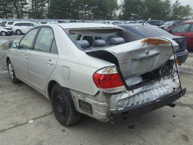 4T1BE30K86U691966 - 2006 TOYOTA CAMRY LE SILVER photo 3