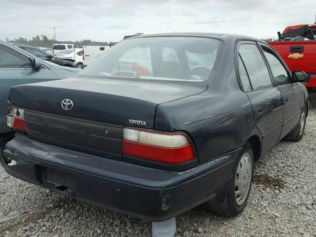 1NXBA02EXTZ417519 - 1996 TOYOTA COROLLA GREEN photo 4