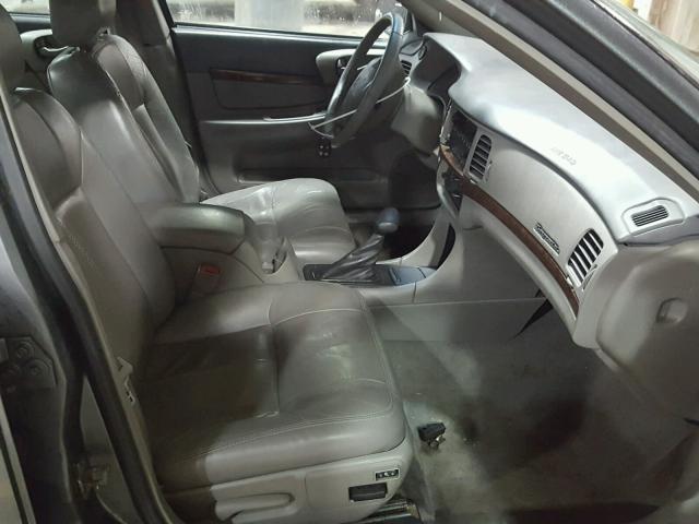 2G1WH52K549448821 - 2004 CHEVROLET IMPALA LS SILVER photo 5