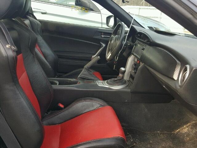 JF1ZNAA10D2706567 - 2013 TOYOTA SCION FR-S ნაცრისფერი ფოტო 5