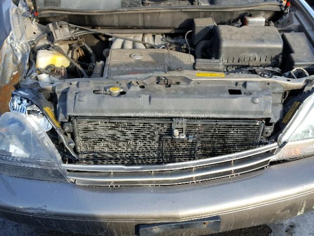 JTJHF10U420267846 - 2002 LEXUS RX 300 GOLD photo 7