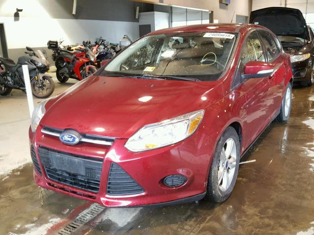 1FADP3K27EL367616 - 2014 FORD FOCUS SE RED photo 2