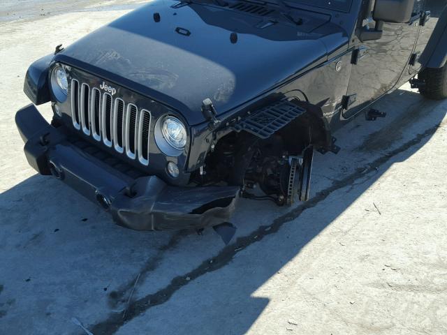 1C4BJWEG7HL755686 - 2017 JEEP WRANGLER U BLACK photo 9